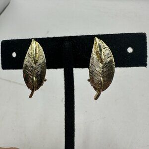 Vintage Gold-Tone Clip-On Leaf Earrings